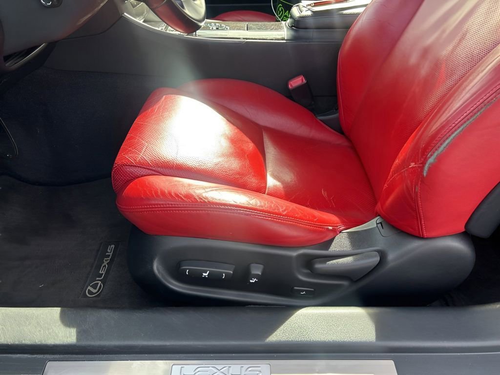 Used 2014 Lexus IS 250C w/ Luxury Package RWD image 20