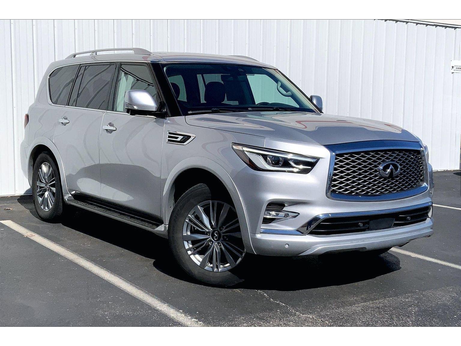 Used 2021 INFINITI QX80 Luxe image 2