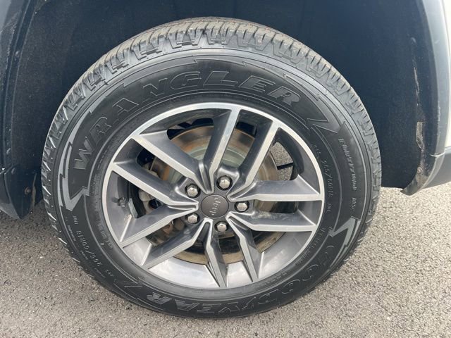 Used 2019 Jeep Grand Cherokee Limited w/ Luxury Group II AWD/4WD image 38