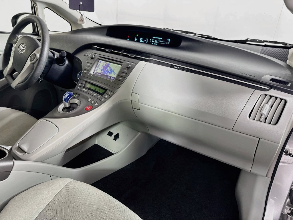 Used 2013 Toyota Prius Three FWD image 33