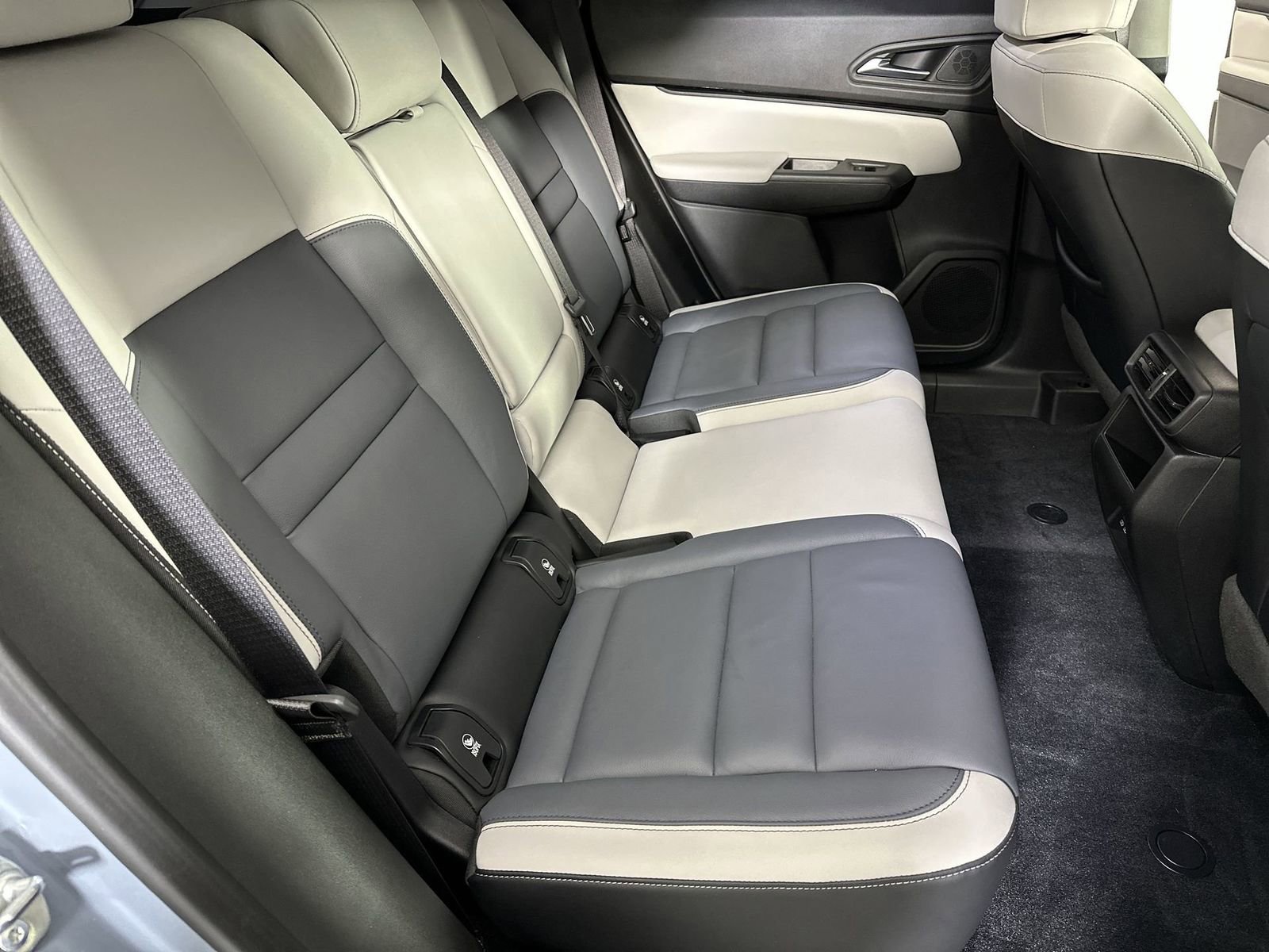 Used 2024 Honda Prologue Touring image 28