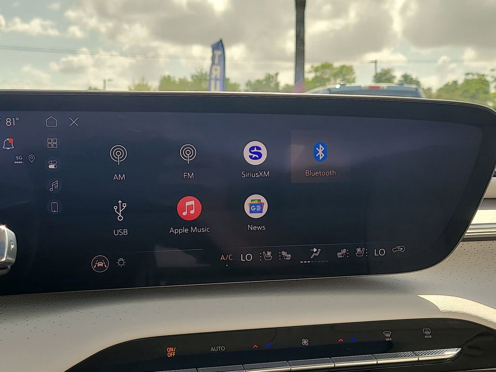 Used 2026 Buick Enclave Avenir w/ Super Cruise Package image 25