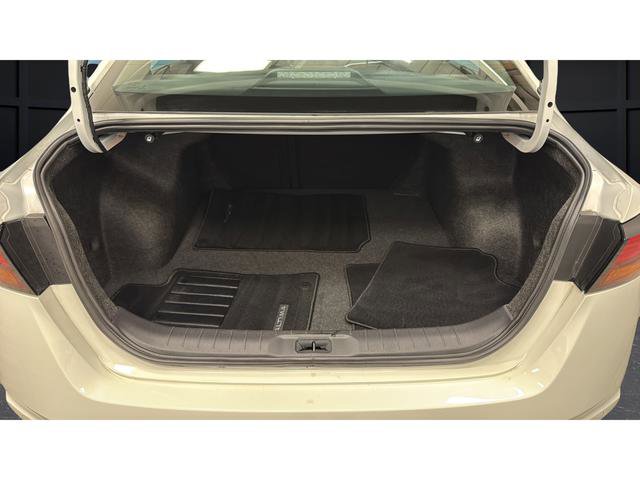 Used 2025 Nissan Altima 2.5 S FWD image 24