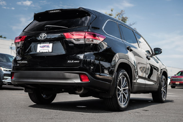 Used 2019 Toyota Highlander XLE AWD/4WD image 20