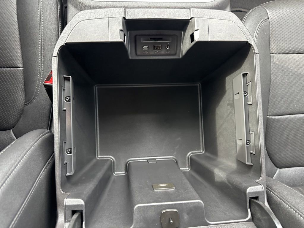 Used 2022 GMC Sierra 1500 SLT w/ SLT Premium Package image 8