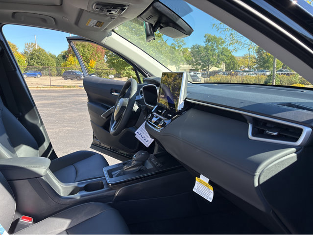 New 2026 Toyota Corolla Cross XLE image 28