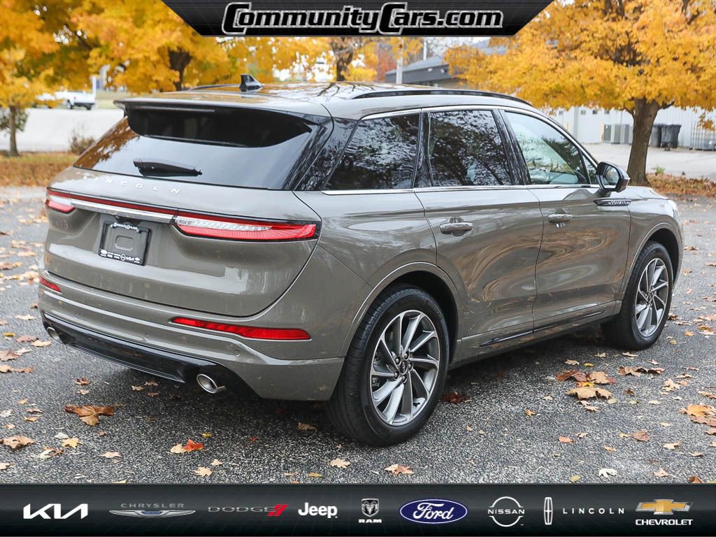 Used 2025 Lincoln Corsair Grand Touring w/ Equipment Group 301A image 7