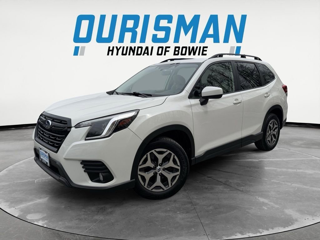 Used 2023 Subaru Forester Premium image 7
