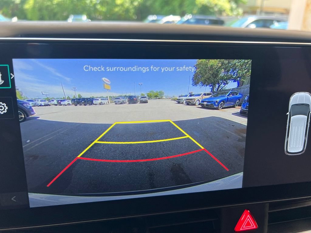 Certified 2025 Kia Carnival FWD image 49