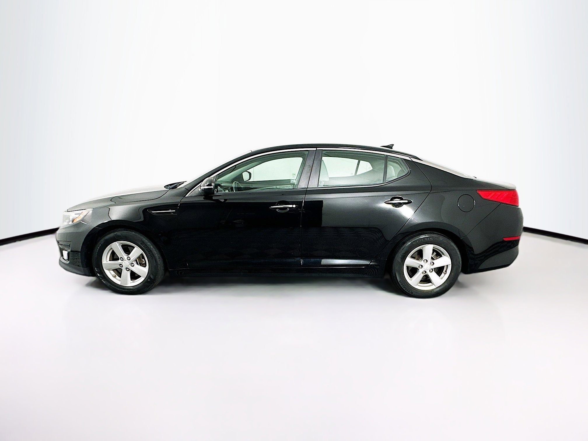 Used 2015 Kia Optima LX w/ LX Convenience Plus Package image 4