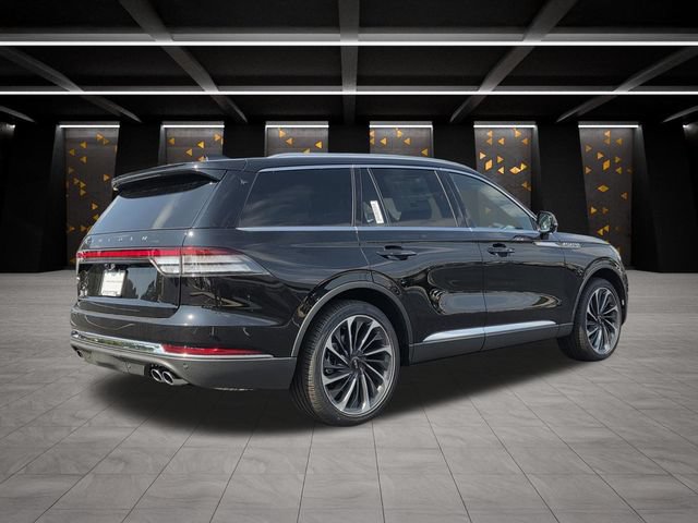 New 2026 Lincoln Aviator Reserve w/ Luxury Package RWD video 2