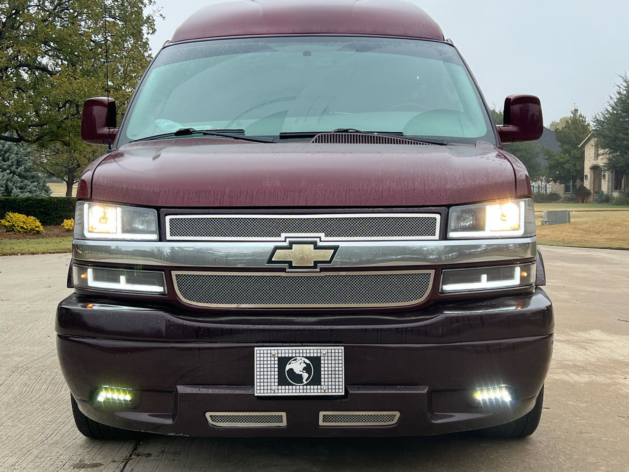 Used 2017 Chevrolet Express 2500 image 10