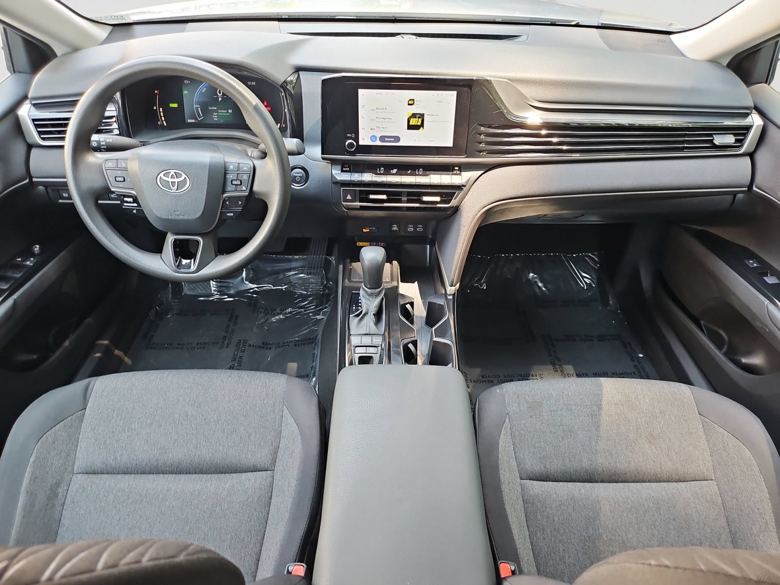 Used 2025 Toyota Camry LE FWD image 16