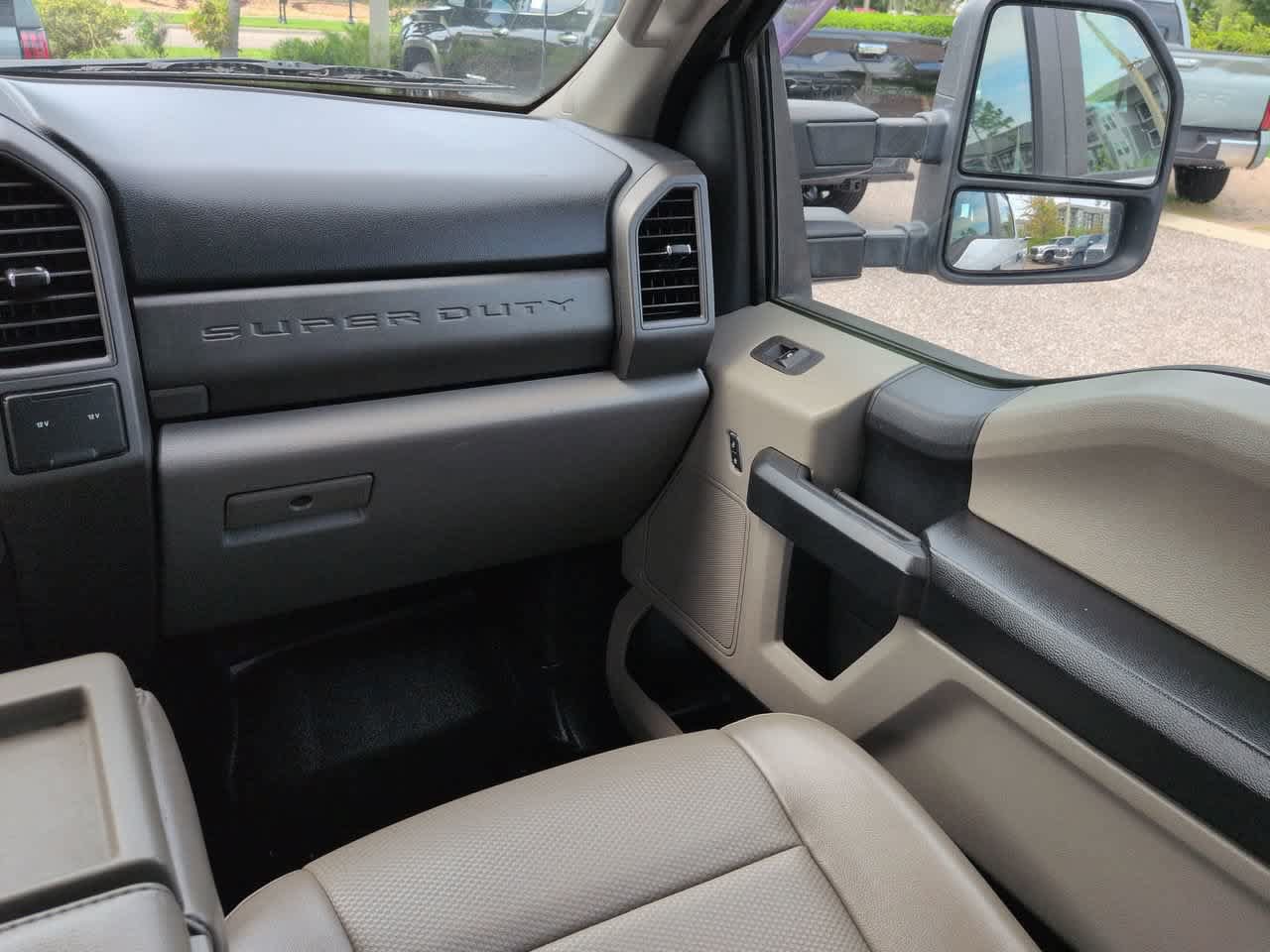 Used 2019 Ford F250 XL w/ Power Equipment Group AWD/4WD image 16