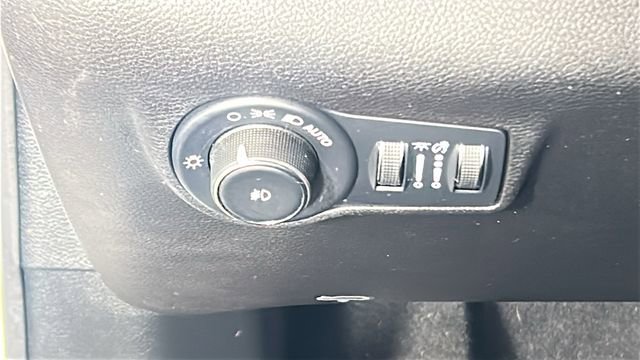 Used 2023 Jeep Compass Limited w/ Elite Group AWD/4WD image 20