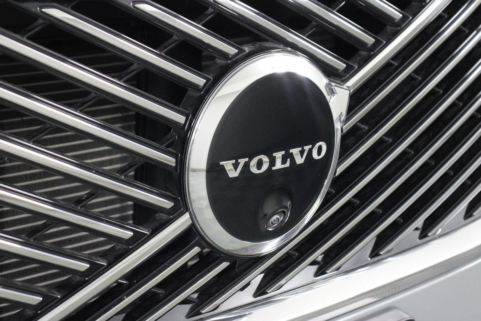 Certified 2026 Volvo XC90 B6 Plus w/ Protection Package Premier AWD/4WD image 27