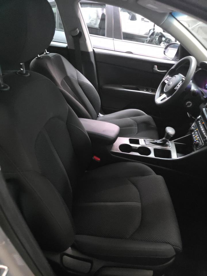 Used 2019 Kia Optima LX image 13