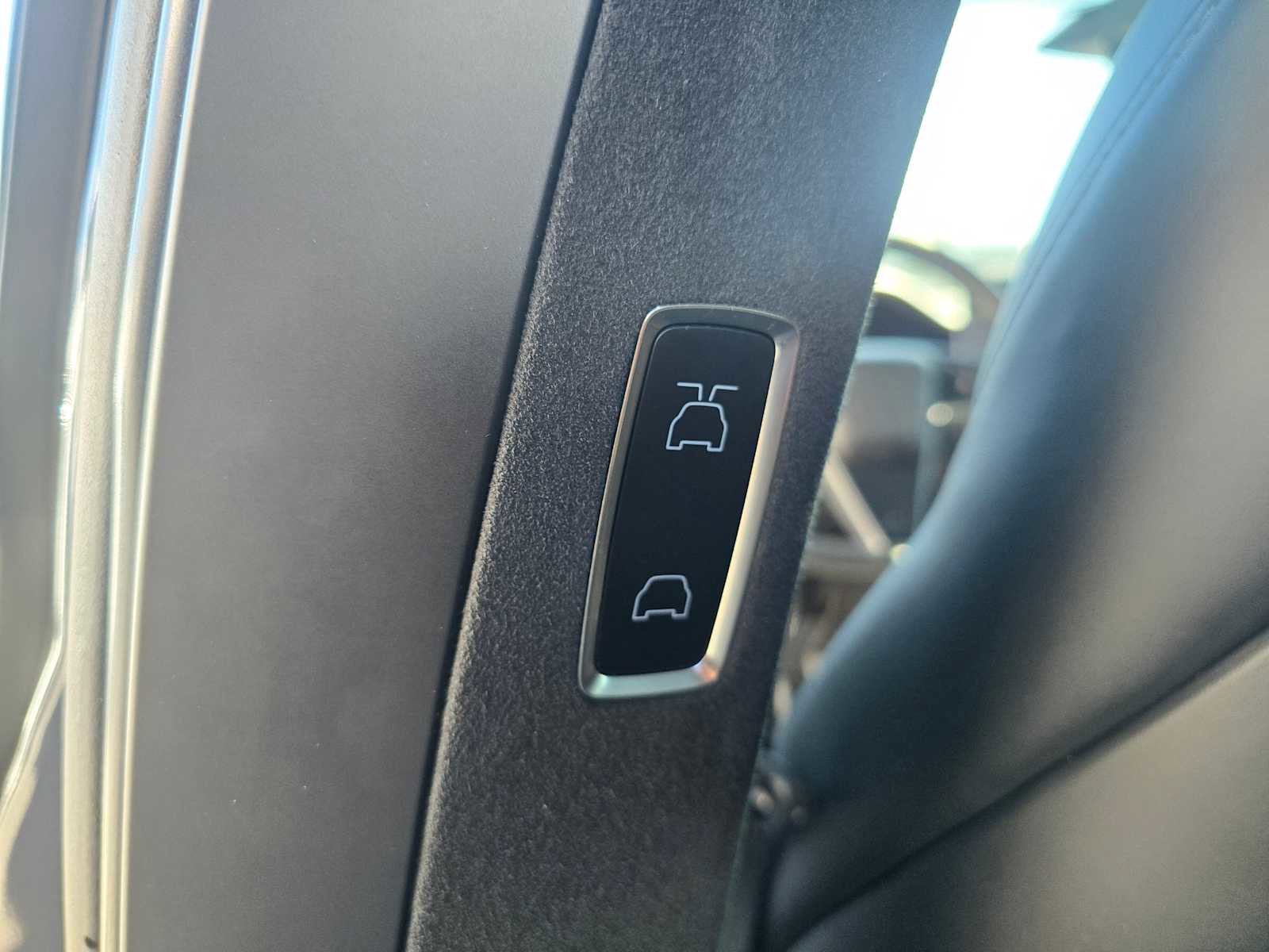 Used 2024 Tesla Model X AWD/4WD image 24