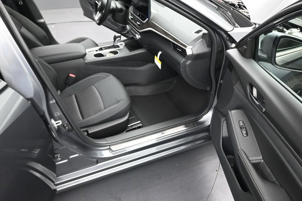 New 2026 Nissan Altima 2.5 SV AWD/4WD image 15