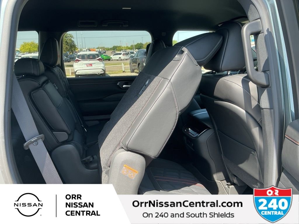 New 2025 Nissan Armada PRO-4X AWD/4WD image 12