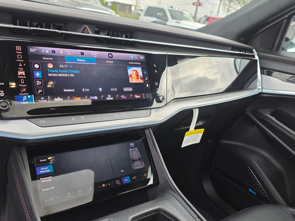 Used 2024 Jeep Wagoneer Launch Edition image 27