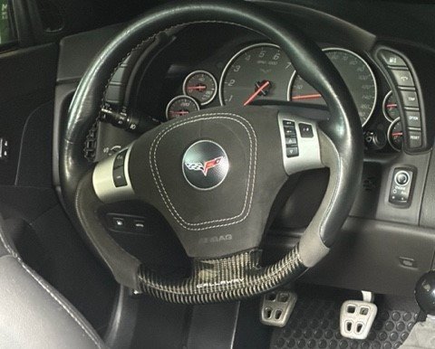 Used 2009 Chevrolet Corvette Coupe w/ Z51 Performance Package image 3