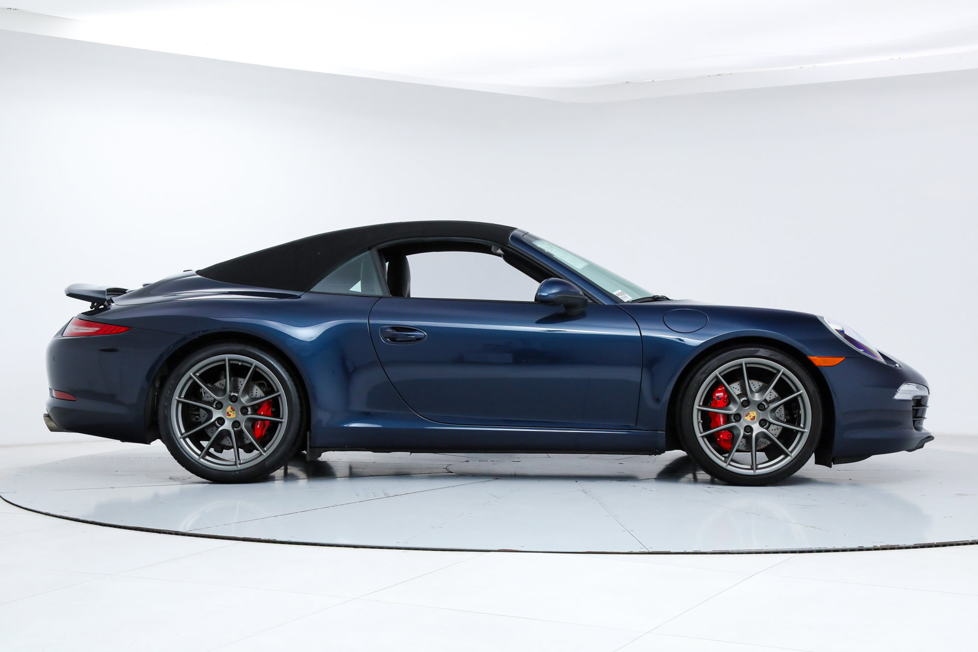 Used 2016 Porsche 911 Carrera S image 14