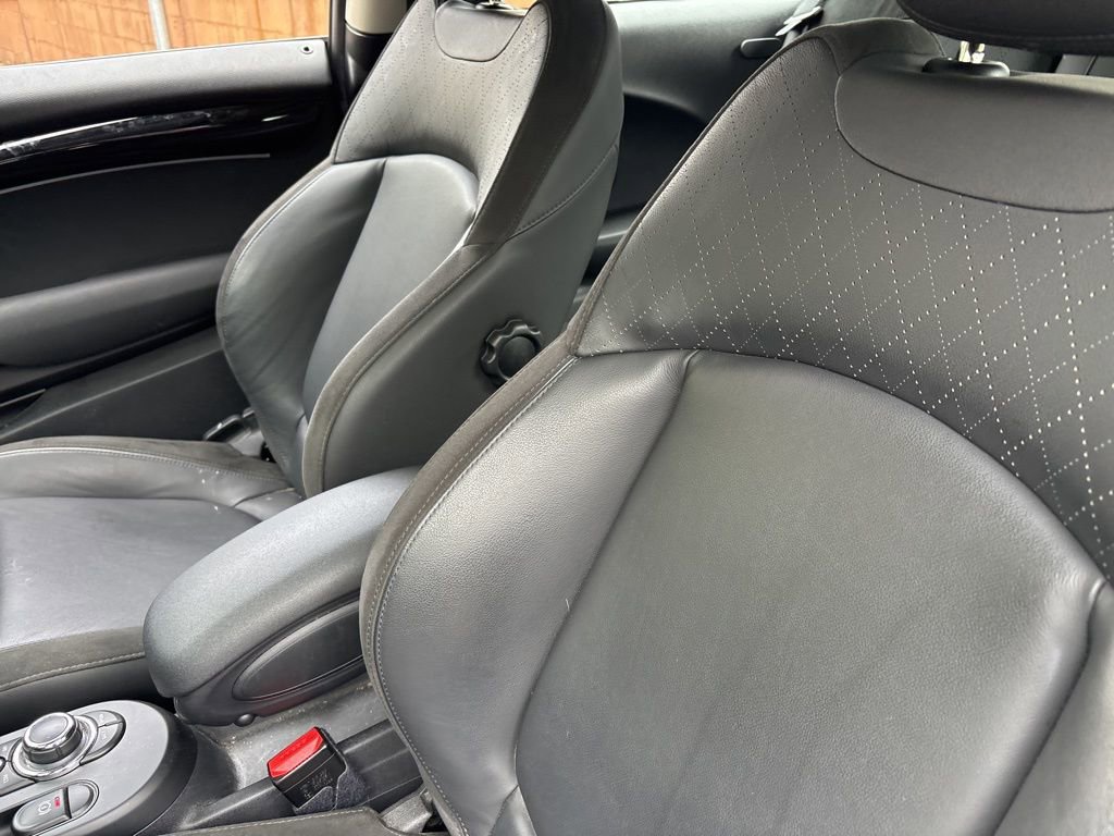 Certified 2024 MINI Cooper SE FWD image 6