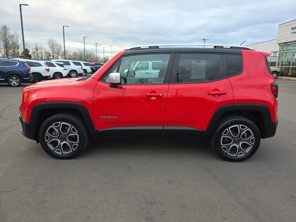 Used 2016 Jeep Renegade Limited image 2
