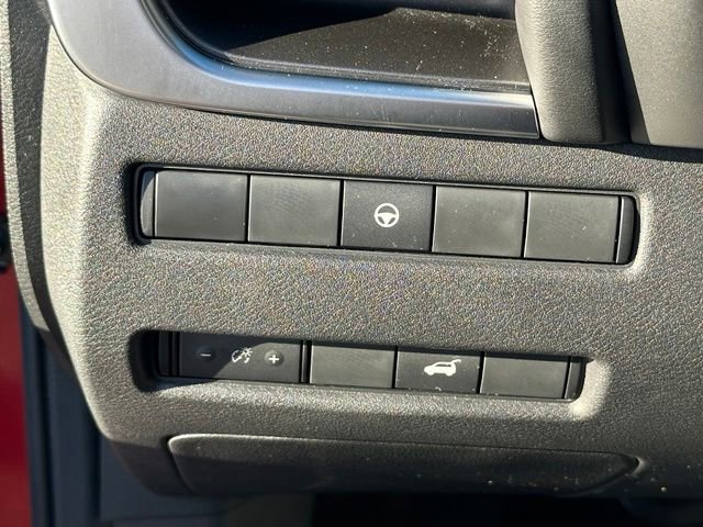 Used 2022 Nissan Rogue SV w/ SV Premium Package AWD/4WD image 24