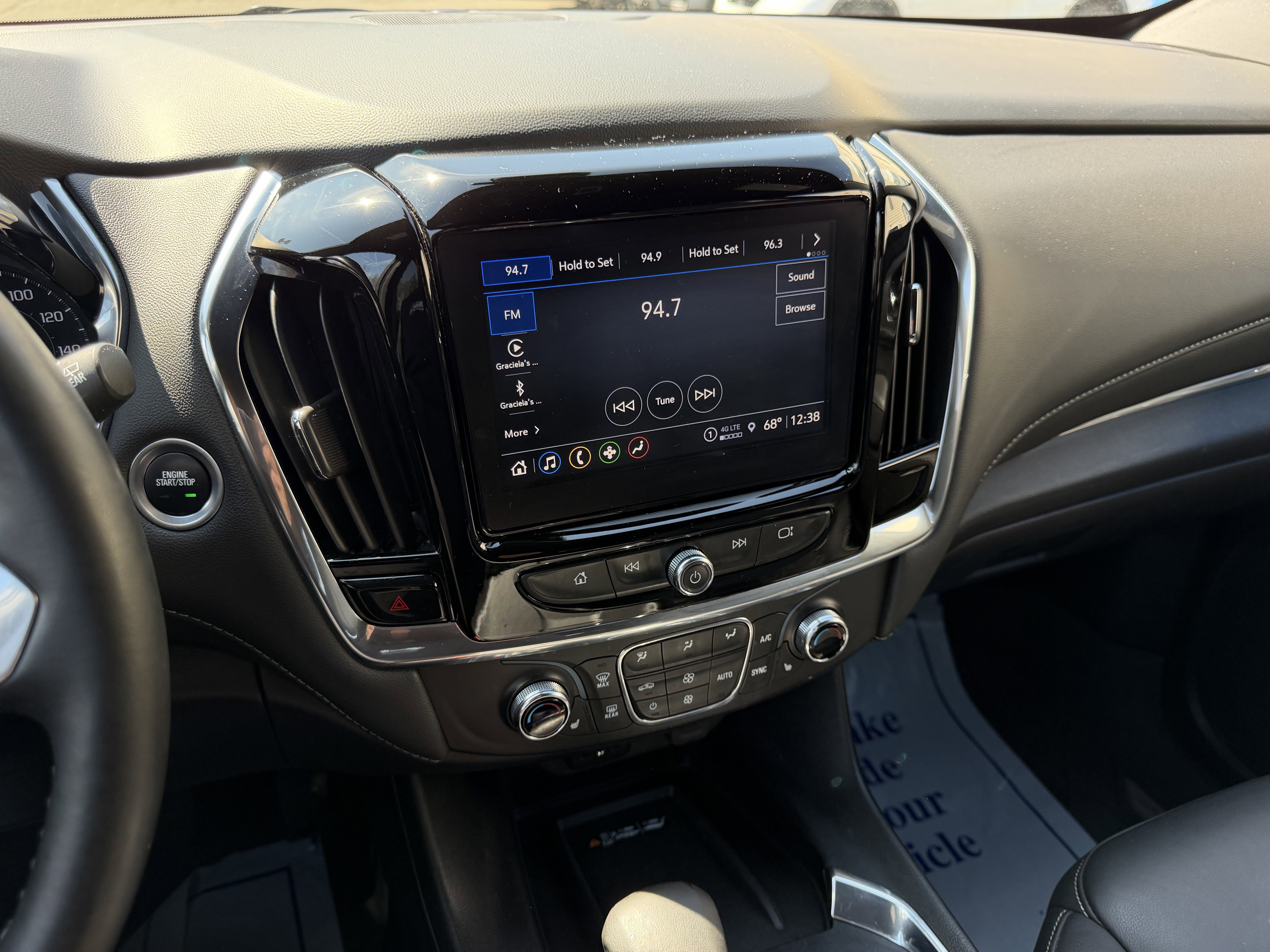 Used 2023 Chevrolet Traverse LT w/ LPO, Floor Liner Package AWD/4WD image 23