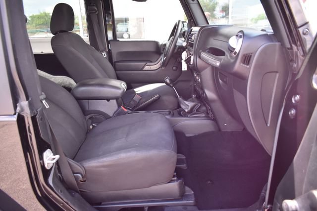 Used 2016 Jeep Wrangler Sport AWD/4WD image 22
