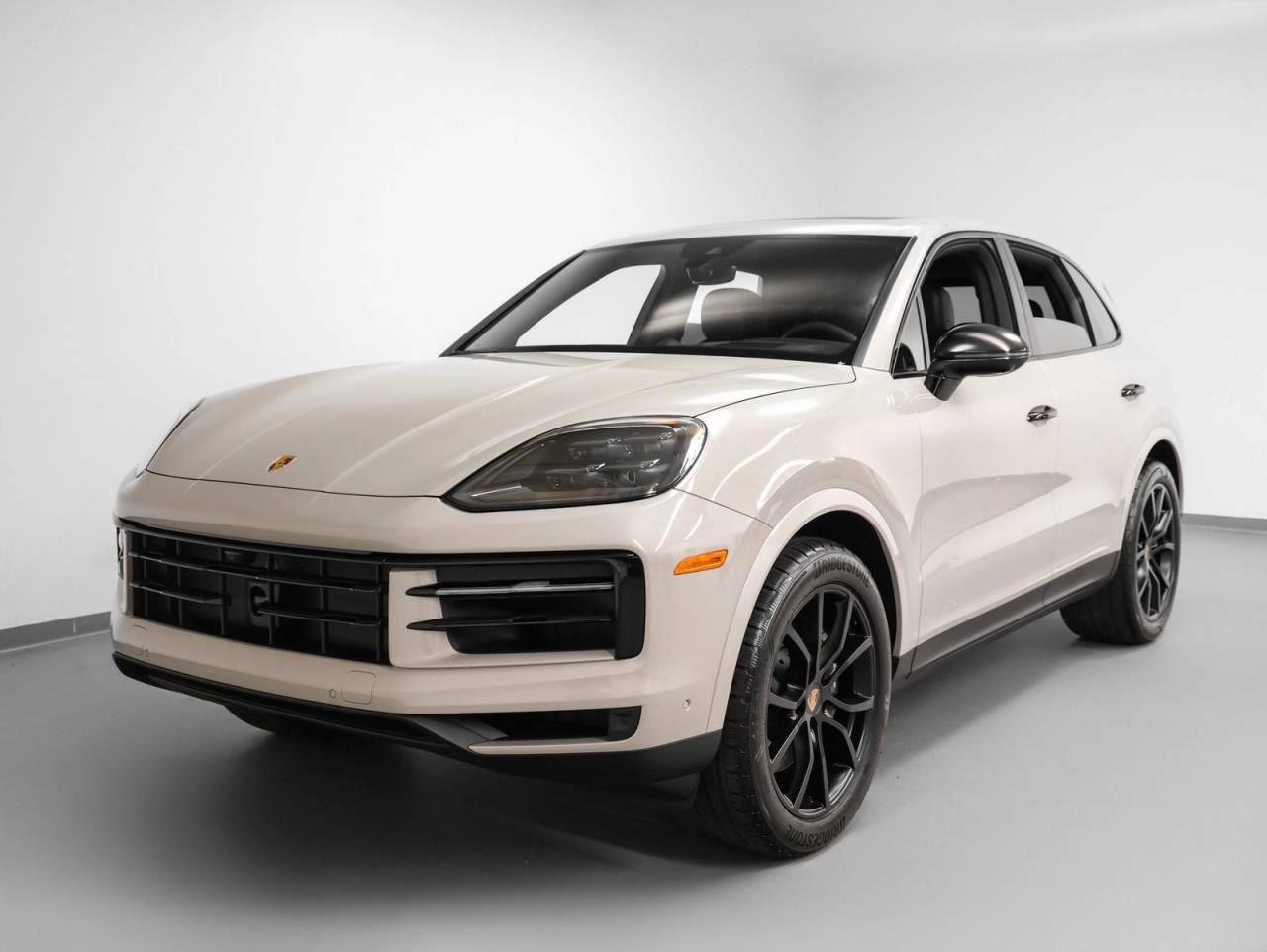 New 2025 Porsche Cayenne image 6