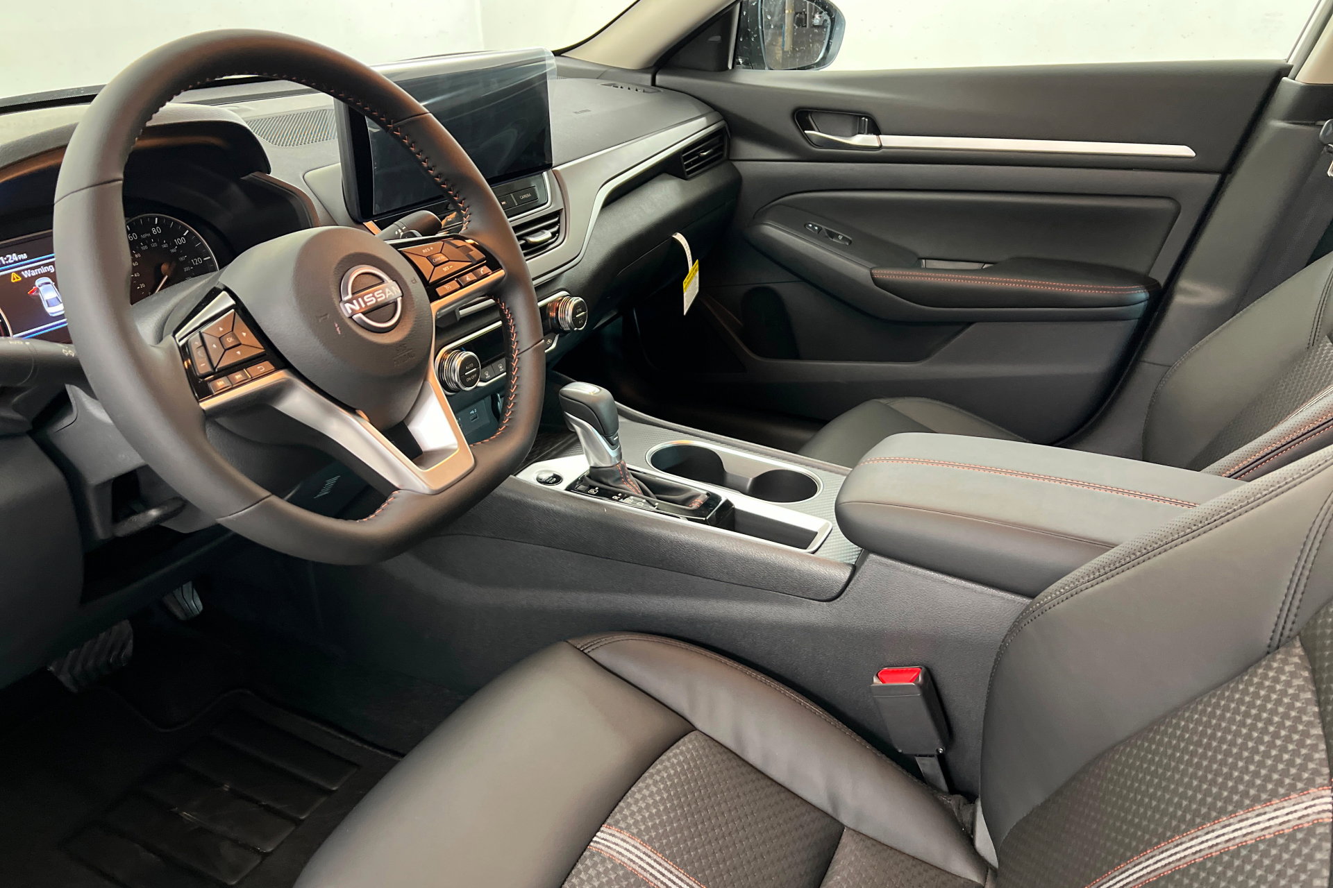 New 2026 Nissan Altima 2.5 SR image 15