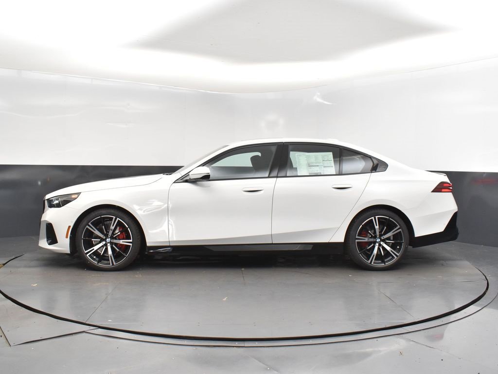 New 2026 BMW 530i w/ M Sport Package image 4