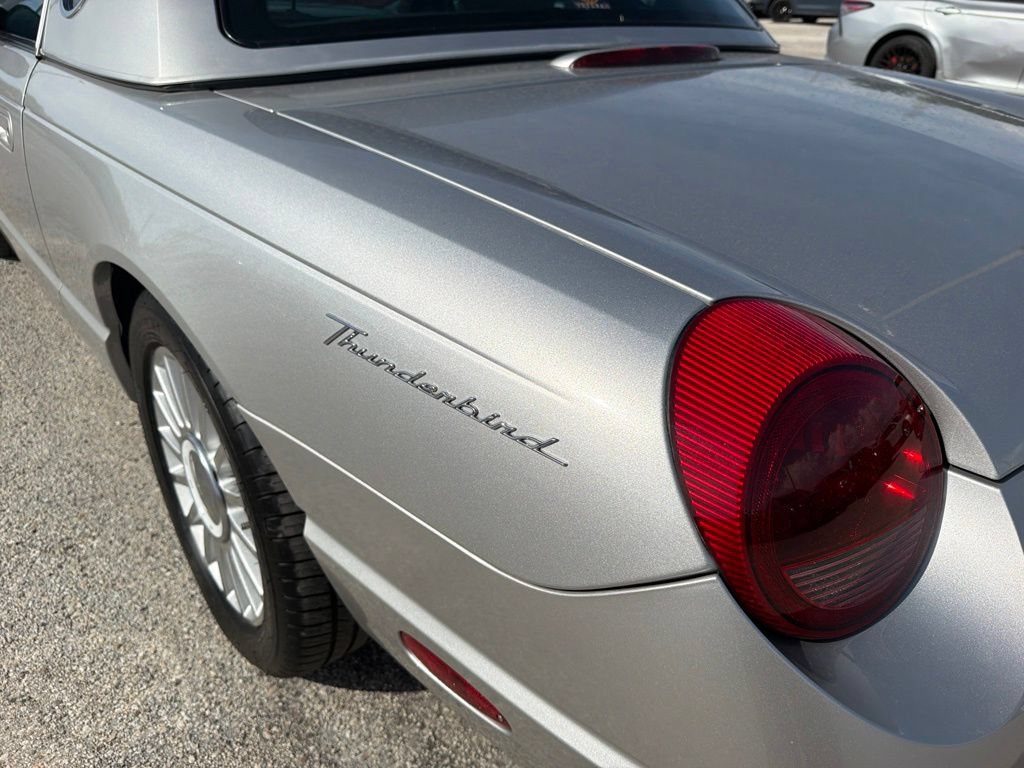 Used 2004 Ford Thunderbird RWD image 20