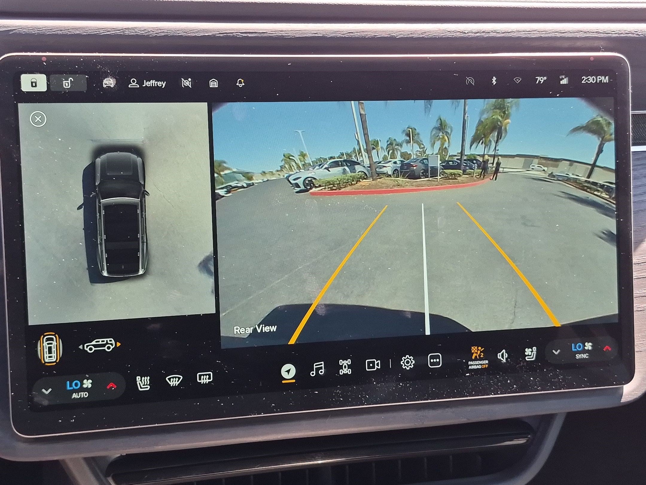 Used 2023 Rivian R1S Adventure AWD/4WD image 25