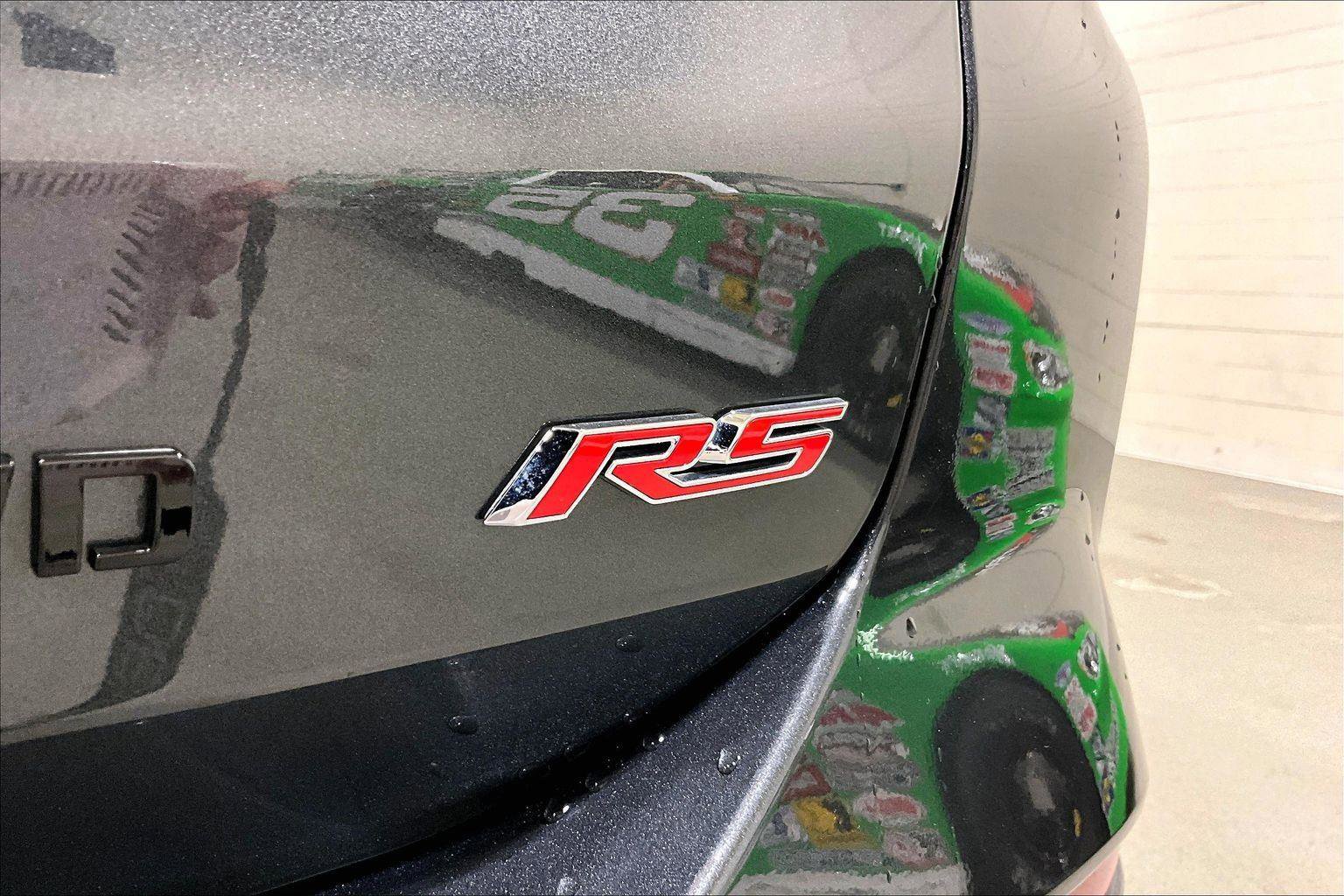 Used 2023 Chevrolet Equinox RS w/ LPO, Floor Liner Package image 9