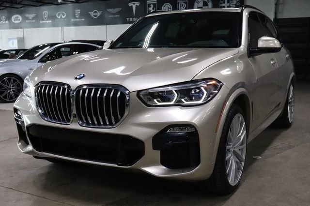 Used 2019 BMW X5 xDrive50i w/ M Sport Package image 1