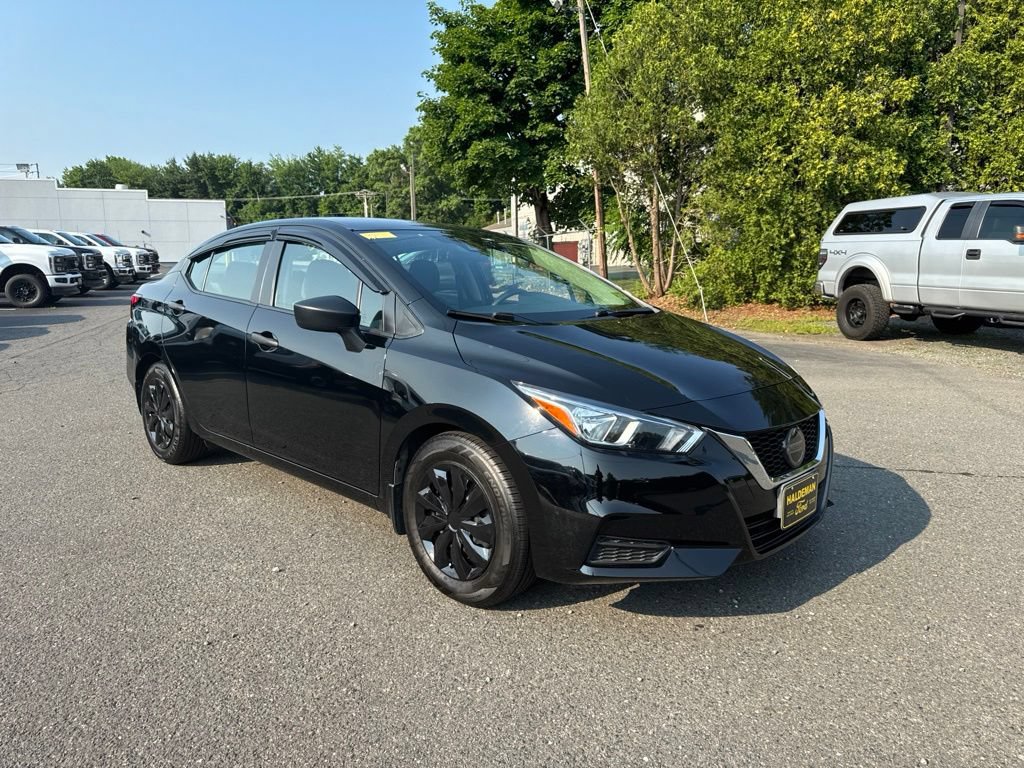 Used 2021 Nissan Versa S FWD image 7