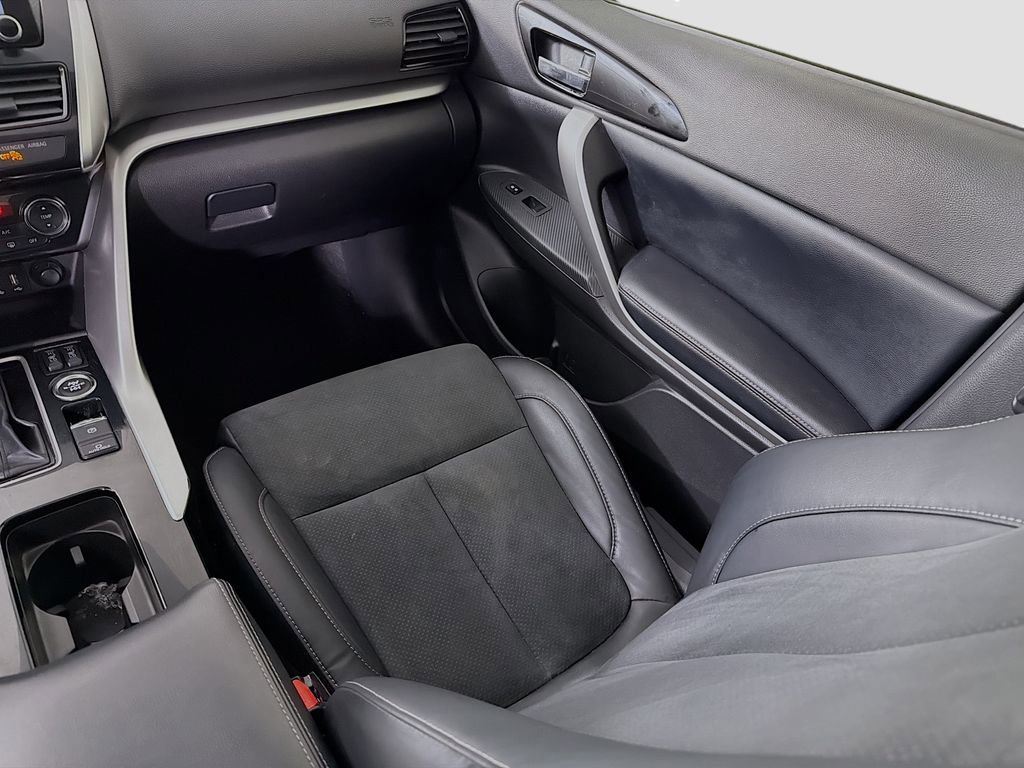 Used 2023 Mitsubishi Eclipse Cross SEL image 27