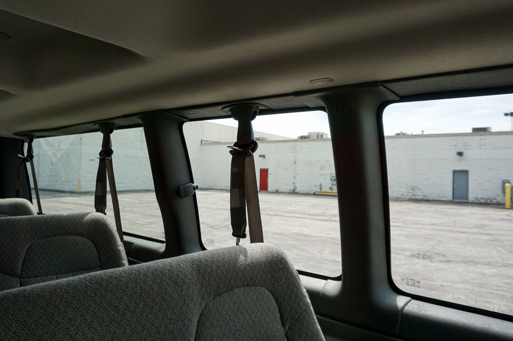 Used 2017 Chevrolet Express 3500 LT w/ LT Preferred Equipment Group RWD image 34