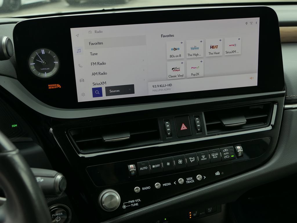 Used 2024 Lexus ES 300h w/ Premium Package FWD image 20