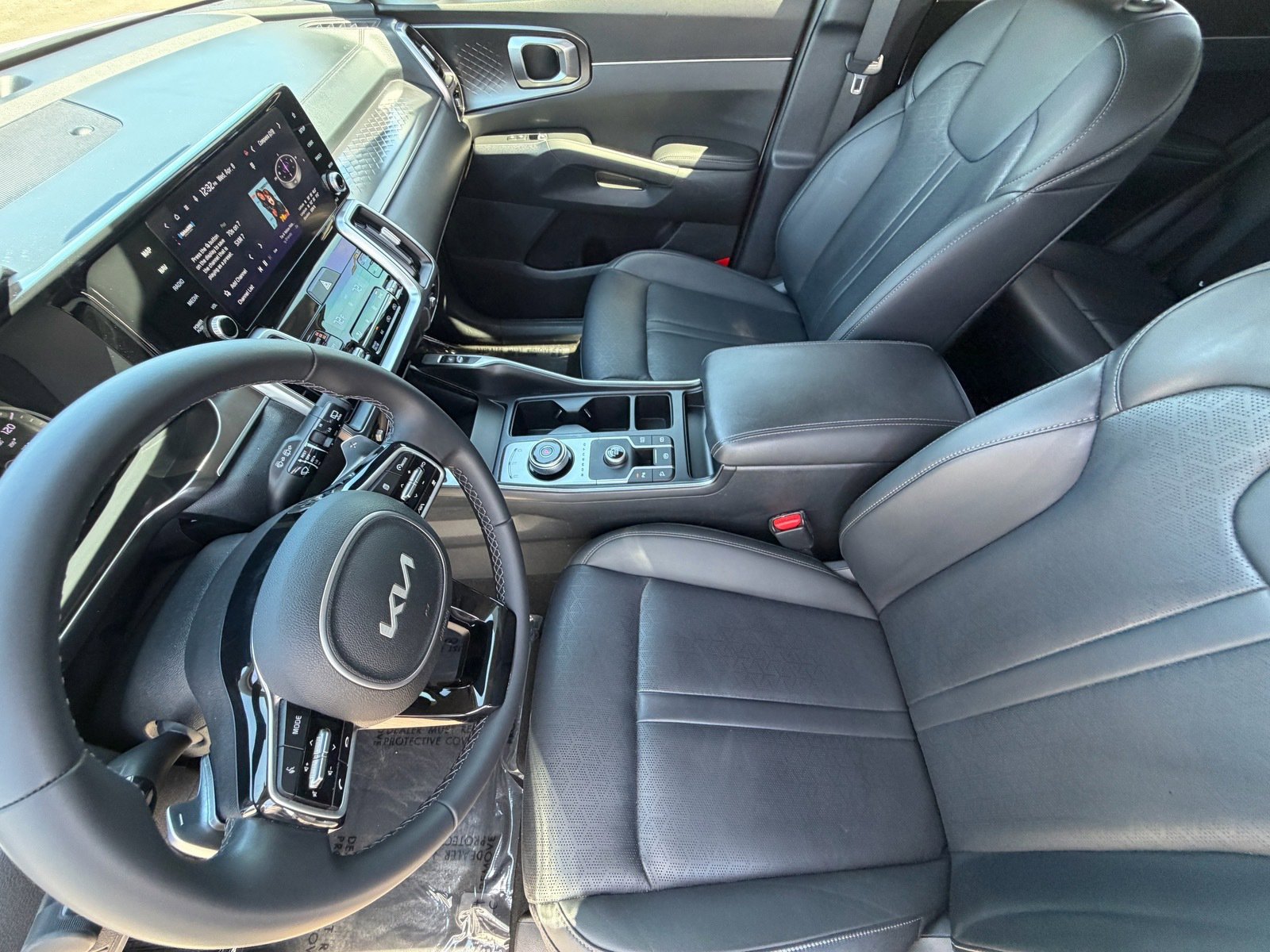 Certified 2023 Kia Sorento EX image 16