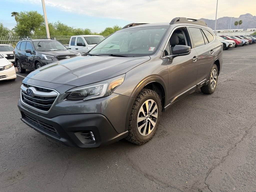 Used 2022 Subaru Outback Premium image 3
