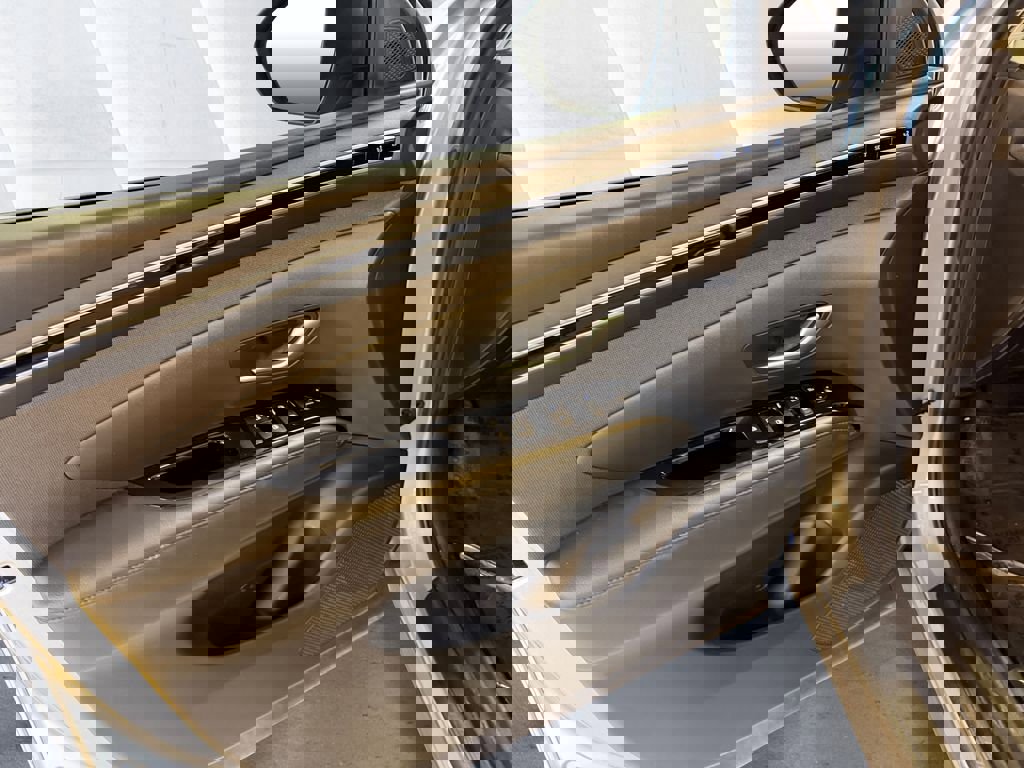 Used 2023 Hyundai Tucson Limited AWD/4WD image 12