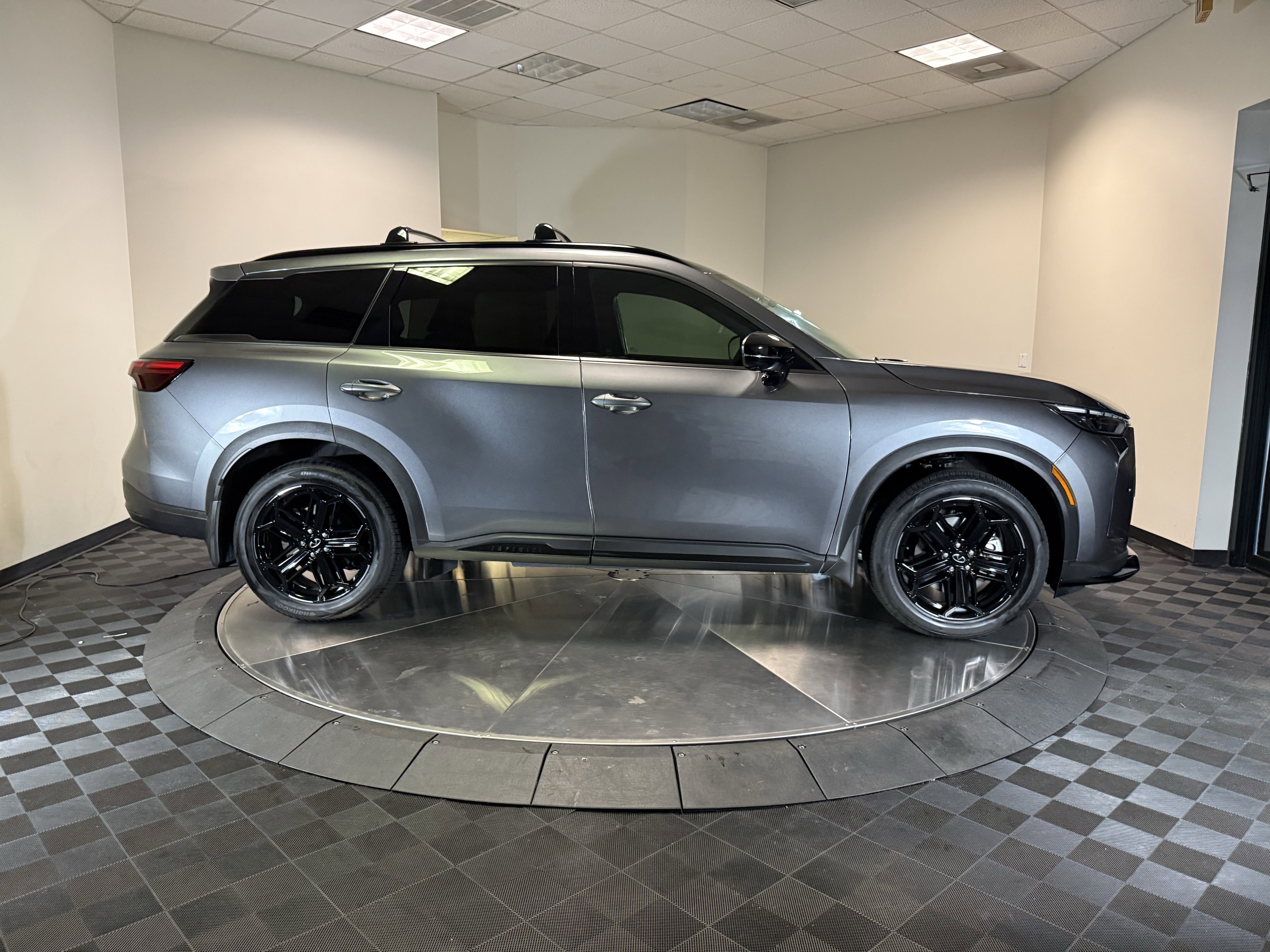 Certified 2026 INFINITI QX60 Sport w/ Dark Cargo Package AWD/4WD image 8