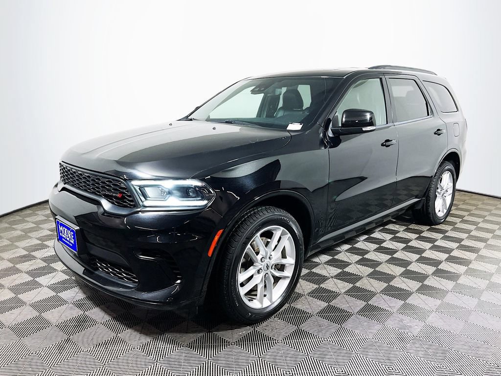 Used 2024 Dodge Durango GT AWD/4WD image 3