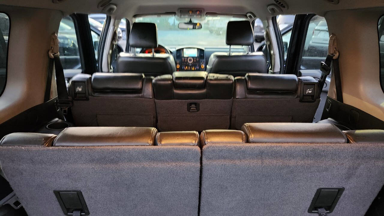 Used 2011 Nissan Pathfinder Silver image 39