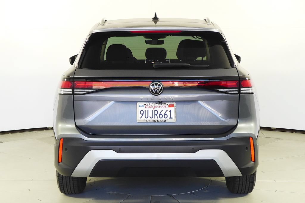 Used 2025 Volkswagen Tiguan S FWD image 8